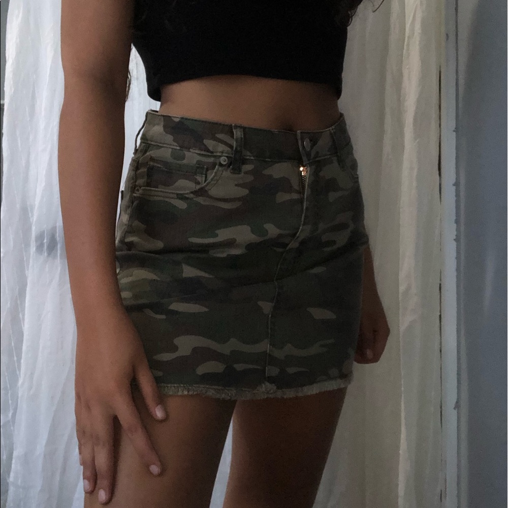 Super cute camo mini skirt